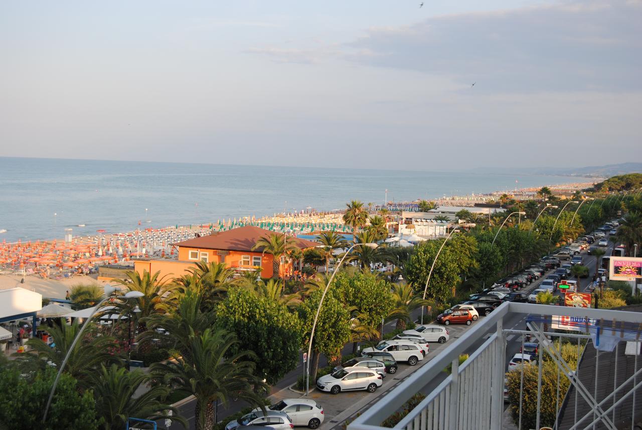 אלבה אדריאטיקה Hotel Boston מראה חיצוני תמונה