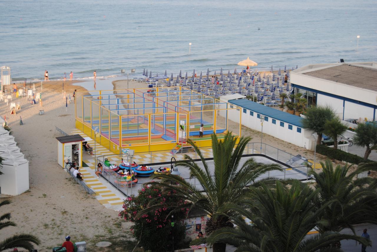 אלבה אדריאטיקה Hotel Boston מראה חיצוני תמונה