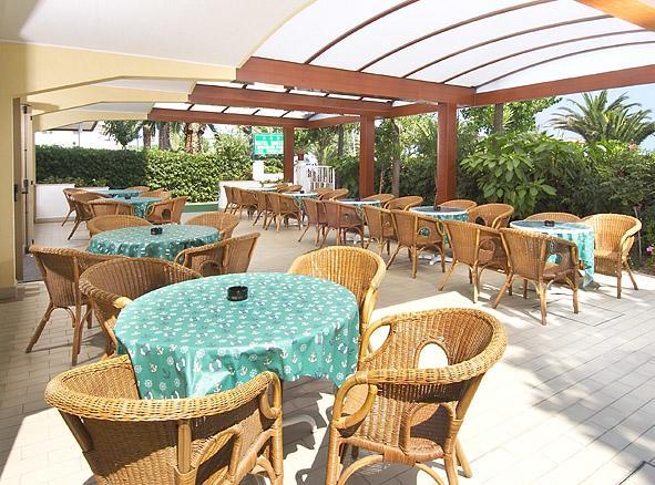 אלבה אדריאטיקה Hotel Boston מראה חיצוני תמונה